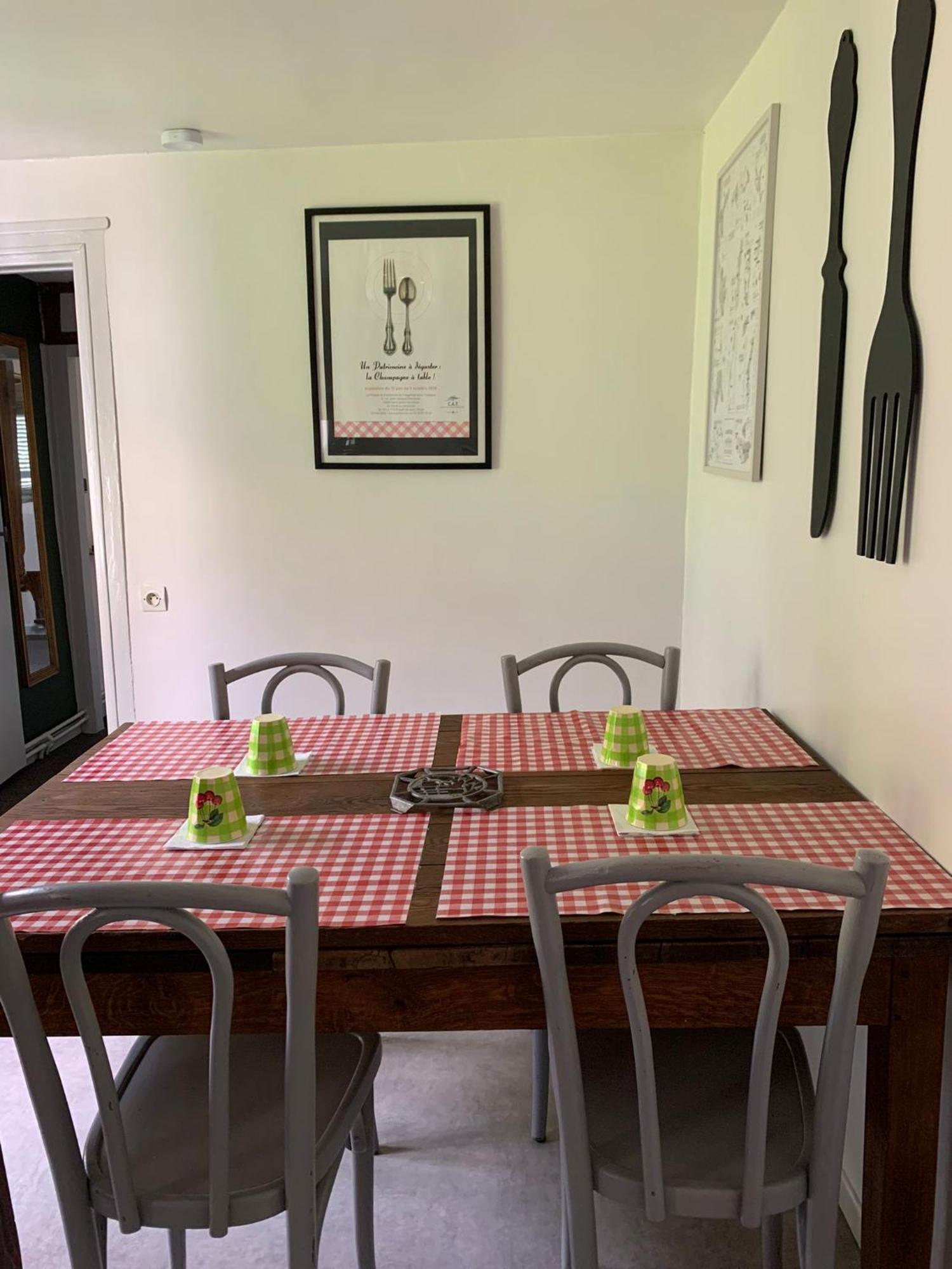 Duplex La Maisonnette 1 Chambre - Parking Gratuit Troyes Zewnętrze zdjęcie
